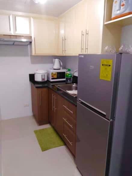 F-10C Parkside Villas Pasay Exteriör bild